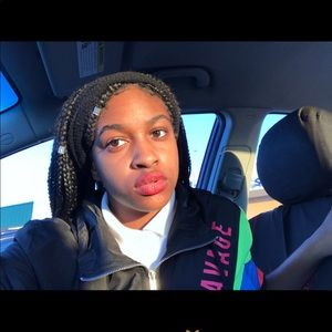 Meet your Posher, Keonna